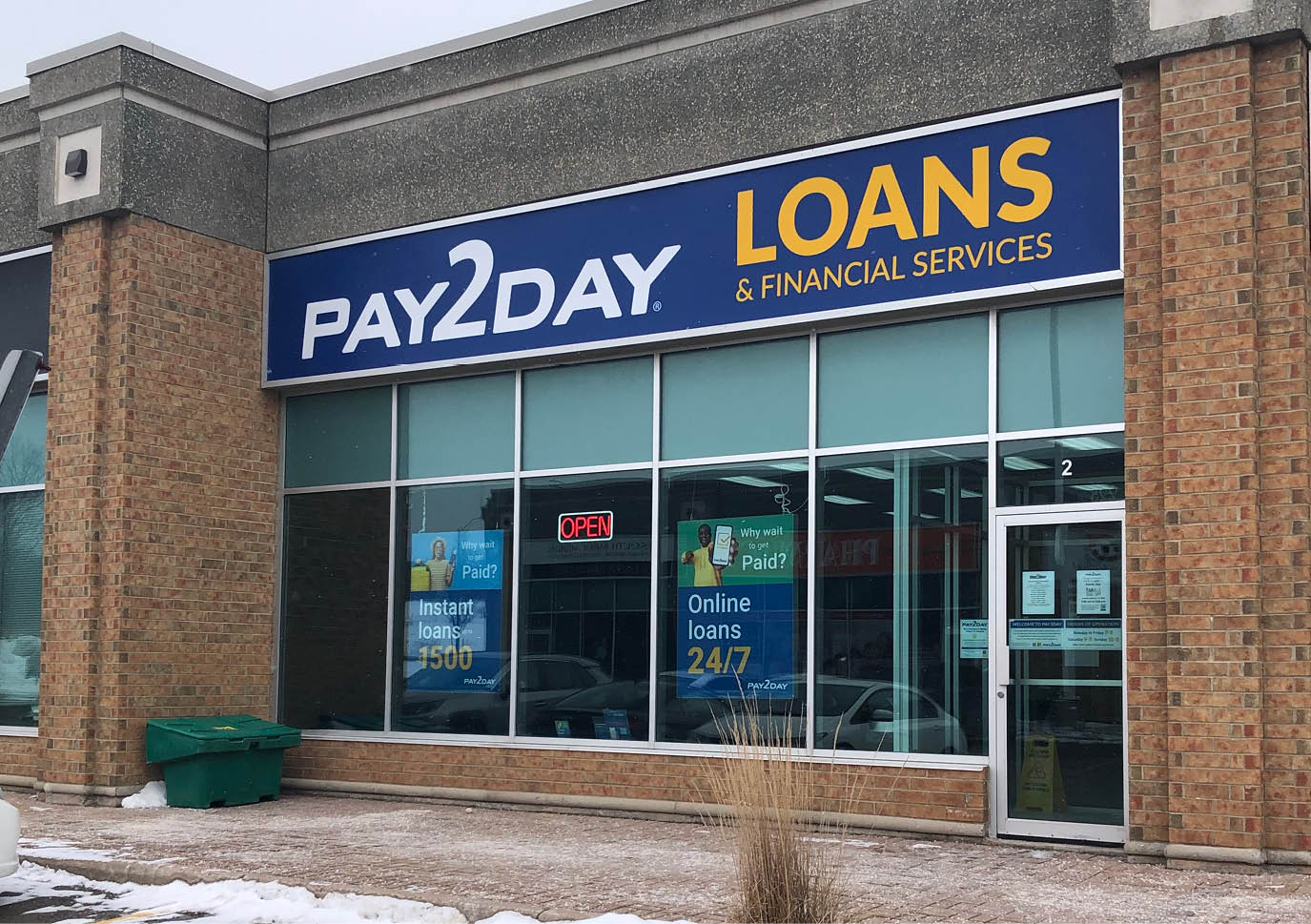 Payday loans store in Barrie, Ontario